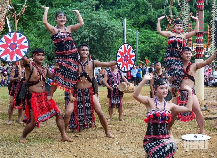 Đồng bào các dân tộc tham gia “Chào năm mới 2026”